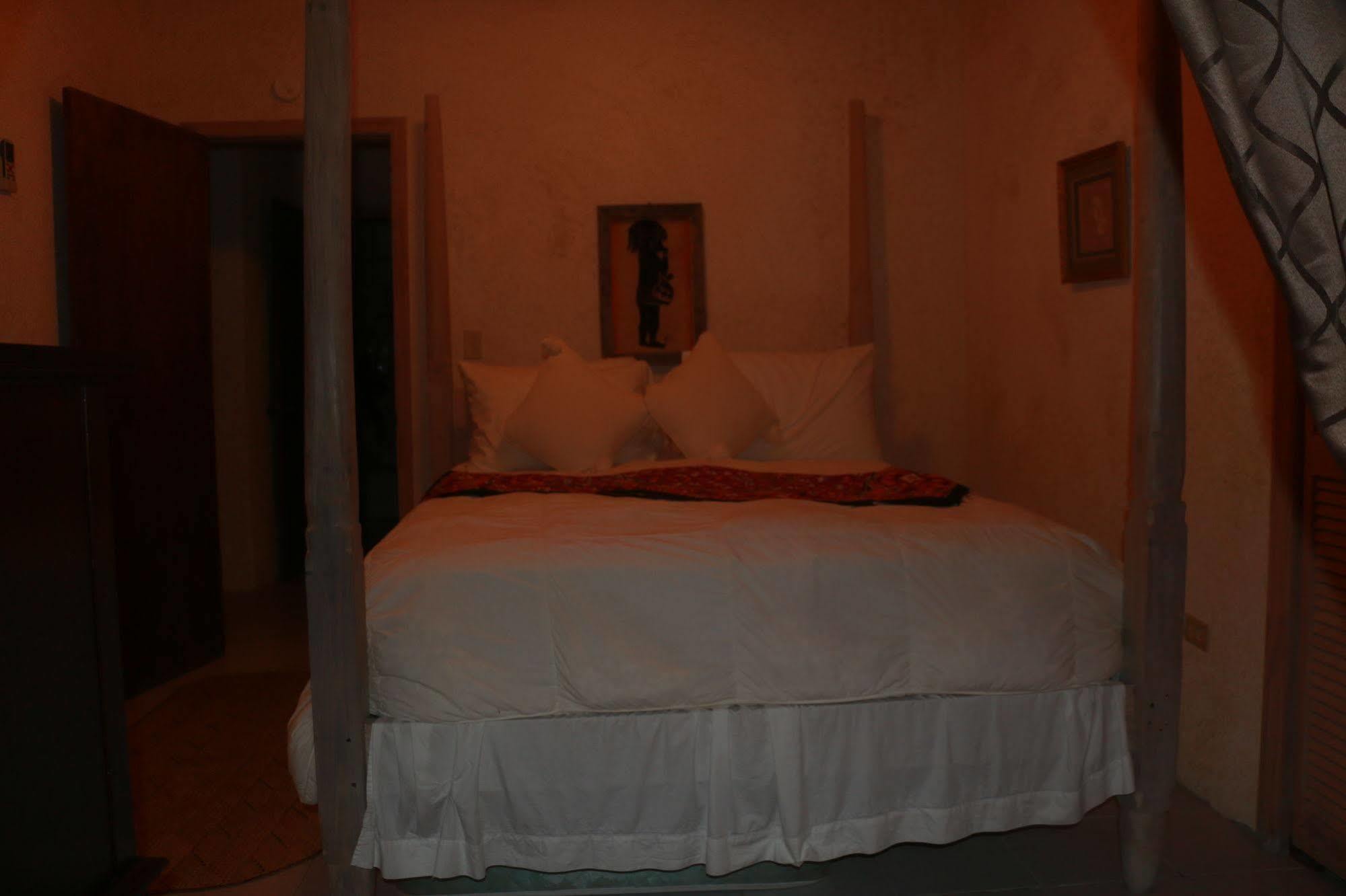 The Sugar Apple Lodging Dunmore Town Eksteriør bilde