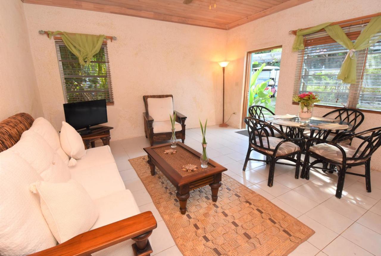 The Sugar Apple Lodging Dunmore Town Eksteriør bilde